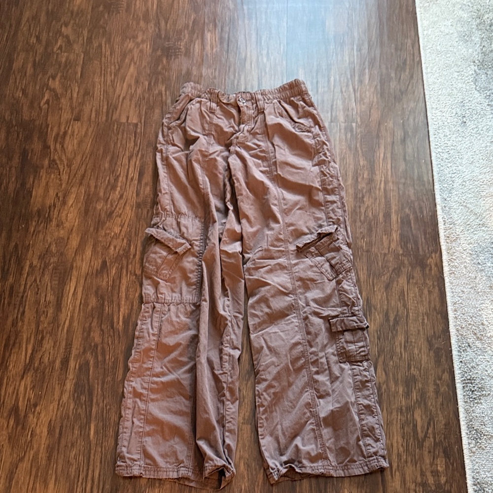 BDG Wide Leg Cargo Pants in Brown